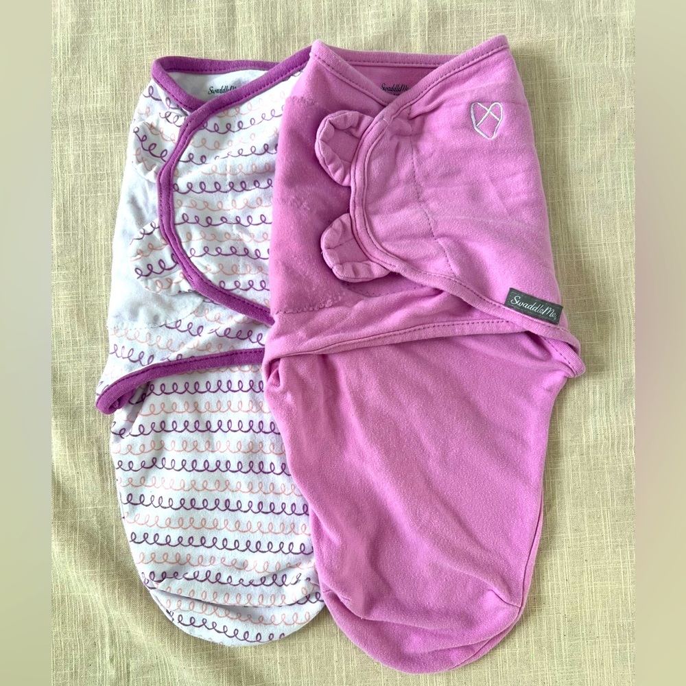 SwaddleMe light purple and White Infant Wraps